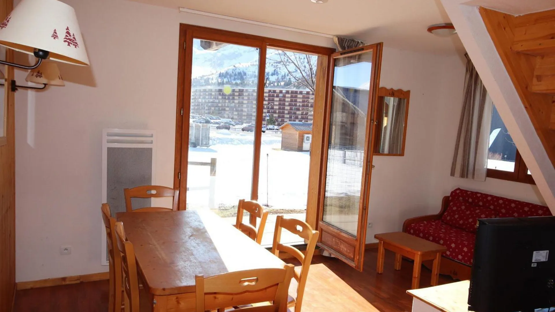 Chalet Mitoyen Duplex Avec 2 Chambres - Residence 3 Etoiles Avec Piscine A Superdevoluy - Fr-1-504-453