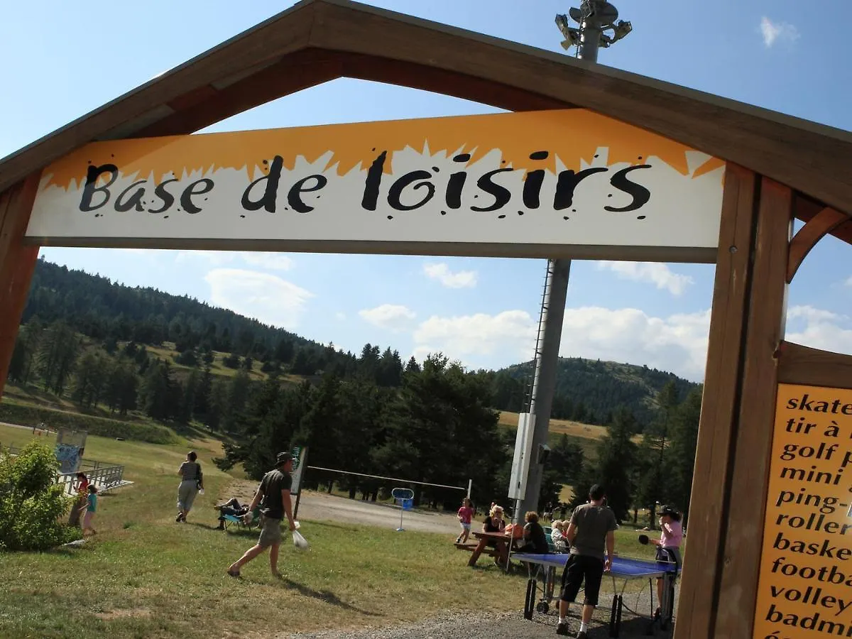 Chalet Mitoyen Duplex Avec 2 Chambres - Residence 3 Etoiles Avec Piscine A Superdevoluy - Fr-1-504-453 France